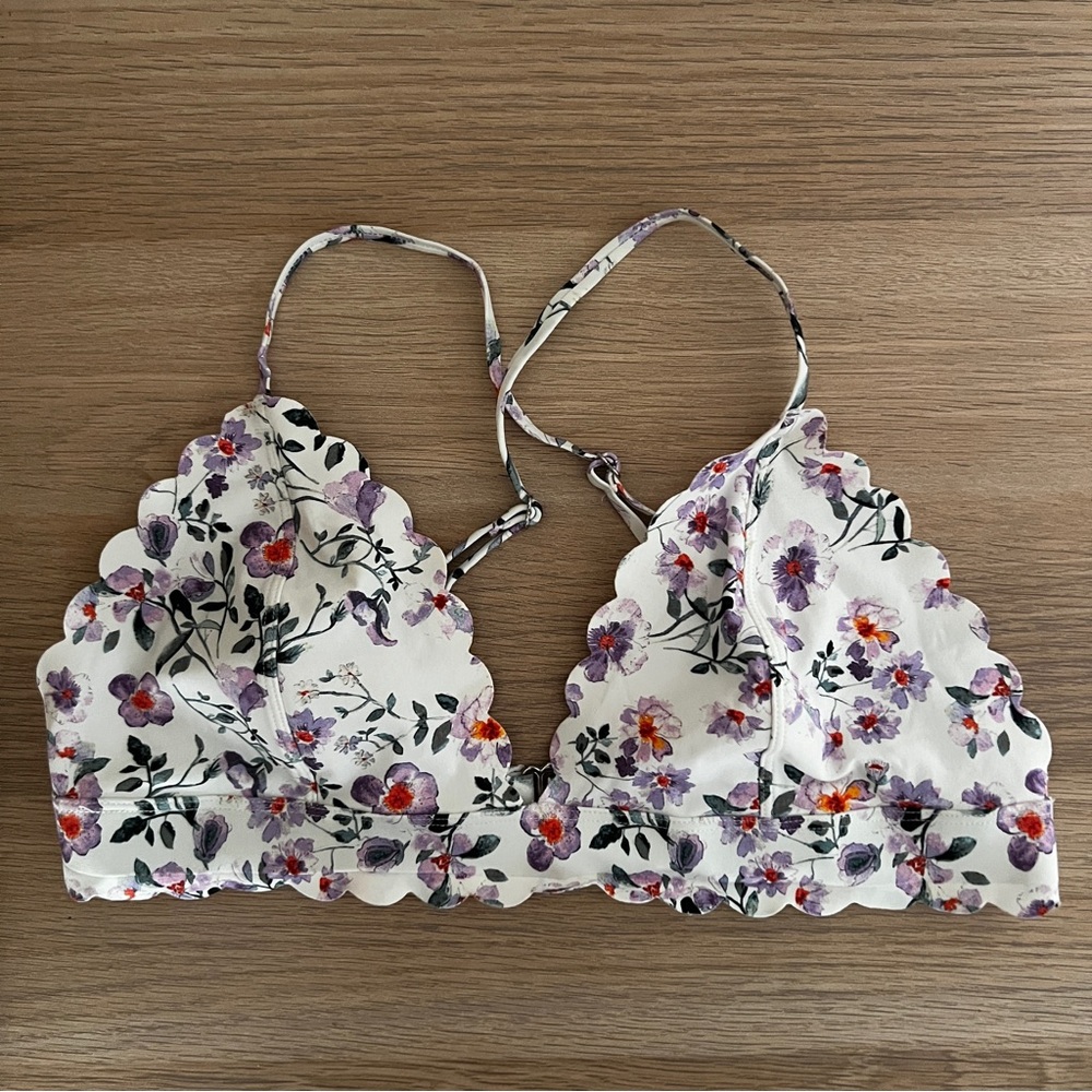 NWOT H&M Floral Print Scalloped Edge Bikini Swimsuit Top Adjustable Straps Cute